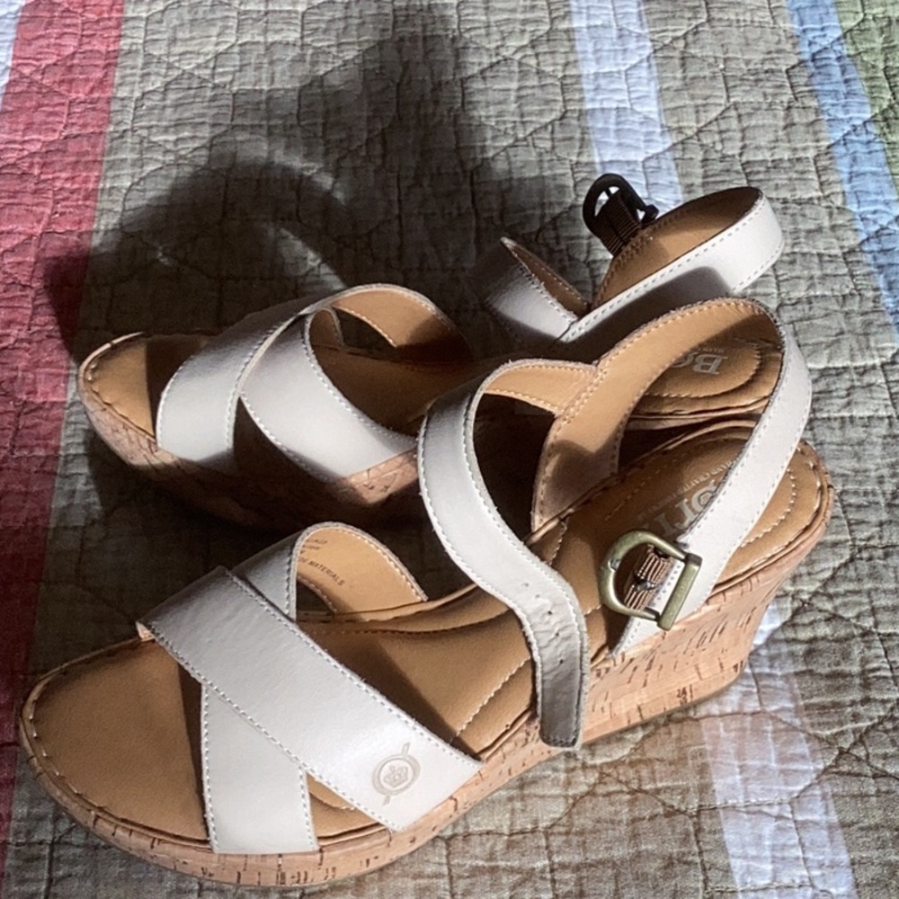 Nordstrom Cream Wedge Shoes with Cork Heel - Picture 4 of 6
